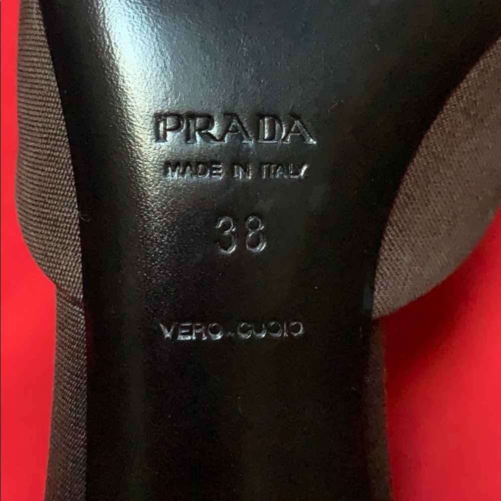 Prada backless heels. Size 38. New condition!! - Picture 4 of 10